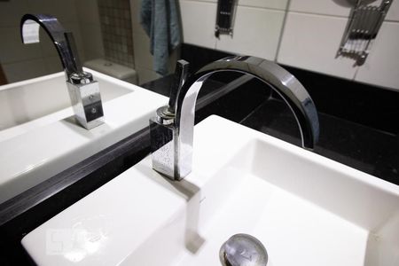 Apartamento à venda com 80m², 3 quartos e 1 vagaBanheiro Social