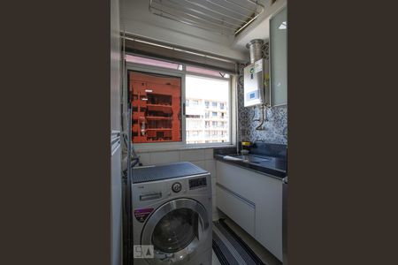 Apartamento à venda com 80m², 3 quartos e 1 vagaÁrea de Serviço