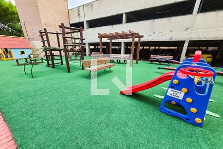 Apartamento à venda com 62m², 3 quartos e 1 vagaÁrea comum - Playground