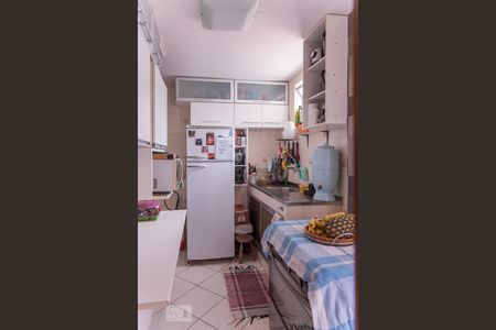 Apartamento à venda com 52m², 2 quartos e 1 vagaCozinha 