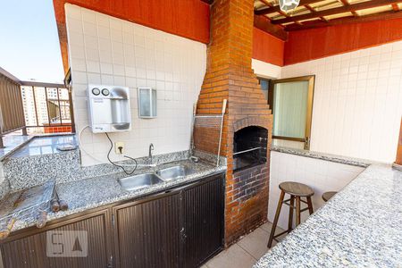 Apartamento para alugar com 120m², 3 quartos e 2 vagas Apartamento para alugar com 120m², 3 quartos e 2 vagasÁrea comum - Churrasqueira