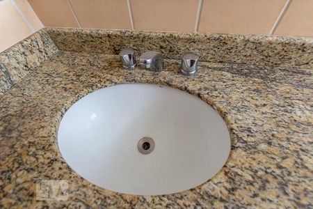 Apartamento para alugar com 120m², 3 quartos e 2 vagas Apartamento para alugar com 120m², 3 quartos e 2 vagasBanheiro da Suite 3