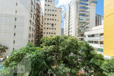 Vista da Sala de apartamento para alugar com 3 quartos, 120m² em Icaraí, Niterói
