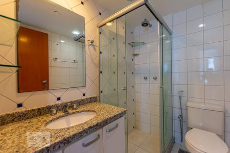 Apartamento para alugar com 120m², 3 quartos e 2 vagas Apartamento para alugar com 120m², 3 quartos e 2 vagasBanheiro Social