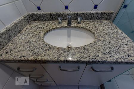 Apartamento para alugar com 120m², 3 quartos e 2 vagas Apartamento para alugar com 120m², 3 quartos e 2 vagasBanheiro Social