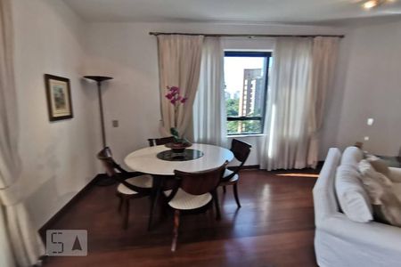 Sala de Estar de apartamento à venda com 3 quartos, 250m² em Vila Suzana, São Paulo