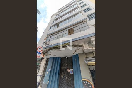 Apartamento à venda com 83m², 3 quartos e sem vaga Apartamento à venda com 83m², 3 quartos e sem vagaFachada