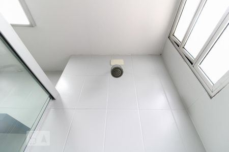 Apartamento à venda com 56m², 2 quartos e 1 vaga Apartamento à venda com 56m², 2 quartos e 1 vagaBanheiro