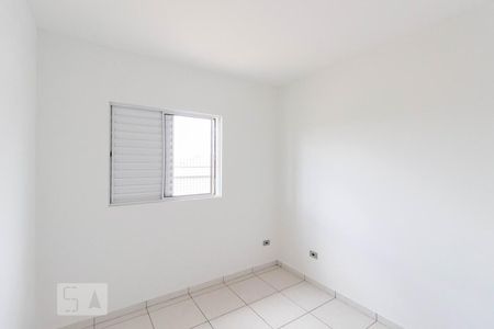 Quarto de casa de condomínio para alugar com 2 quartos, 50m² em Vila Mangalot, São Paulo
