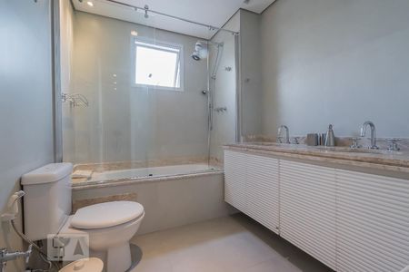 Apartamento para alugar com 178m², 4 quartos e 3 vagas Apartamento para alugar com 178m², 4 quartos e 3 vagasBanheiro Suíte 3