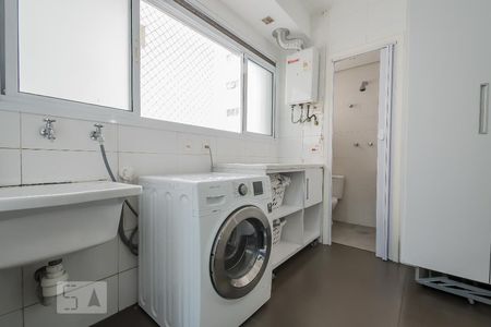 Apartamento para alugar com 178m², 4 quartos e 3 vagas Apartamento para alugar com 178m², 4 quartos e 3 vagasÁrea de Serviço