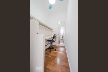 Apartamento para alugar com 178m², 4 quartos e 3 vagas Apartamento para alugar com 178m², 4 quartos e 3 vagasQuarto de Serviço