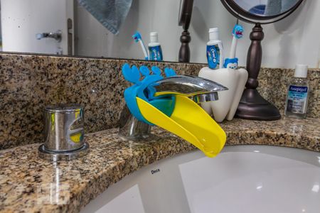 Apartamento para alugar com 110m², 2 quartos e sem vaga Apartamento para alugar com 110m², 2 quartos e sem vagaDetalhe do Banheiro da Suíte 1