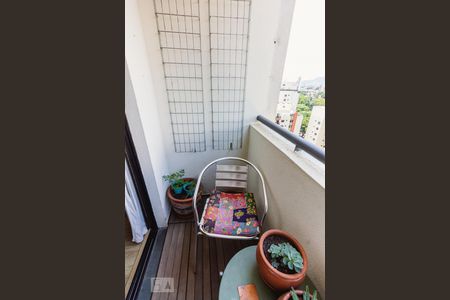 Varanda de apartamento para alugar com 2 quartos, 74m² em Vila Hamburguesa, São Paulo
