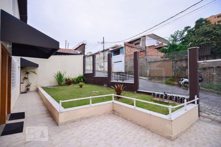 Casa de condomínio à venda com 62m², 2 quartos e 2 vagasÁrea Externa
