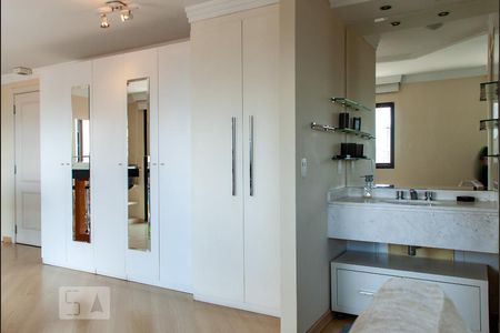 Studio para alugar com 52m², 1 quarto e 1 vaga Studio para alugar com 52m², 1 quarto e 1 vagaQuarto/Banheiro