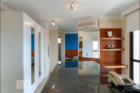 Sala de kitnet/studio para alugar com 1 quarto, 52m² em Vila Olímpia, São Paulo