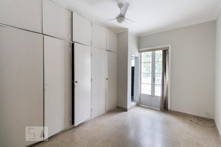 Casa à venda com 180m², 3 quartos e 1 vagaQuarto 2 - Suíte