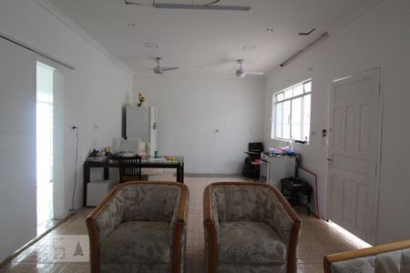 Casa para alugar com 400m², 6 quartos e sem vagaCozinha