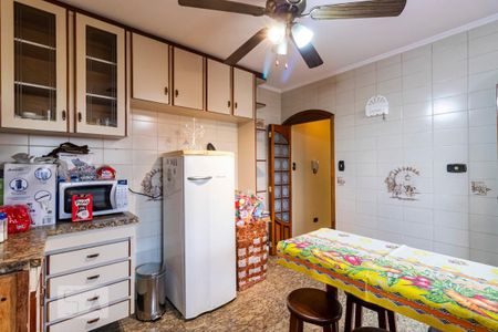 Casa à venda com 337m², 3 quartos e 2 vagas1o. Andar - Cozinha