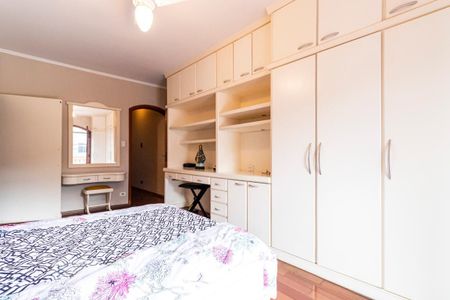 Casa à venda com 337m², 3 quartos e 2 vagas2o. Andar - Suíte 3