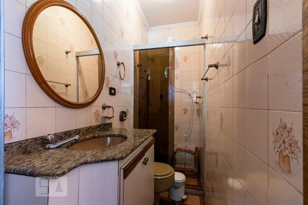 Casa à venda com 337m², 3 quartos e 2 vagas1o. Andar - Banheiro de serviço