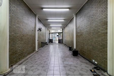 Casa à venda com 337m², 3 quartos e 2 vagasSalão comercial