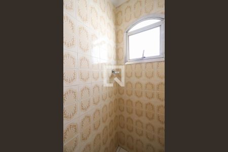 Casa à venda com 330m², 4 quartos e 4 vagas Casa à venda com 330m², 4 quartos e 4 vagasBannheiro extra