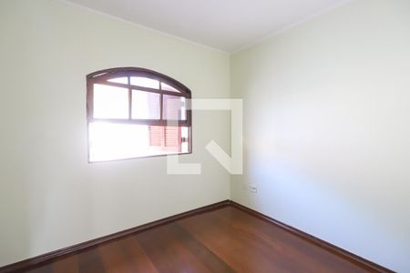 Casa à venda com 330m², 4 quartos e 4 vagas Casa à venda com 330m², 4 quartos e 4 vagasQuarto 3