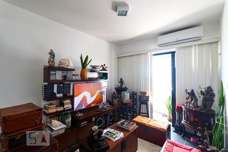 Sala de apartamento à venda com 1 quarto, 72m² em Barra da Tijuca, Rio de Janeiro