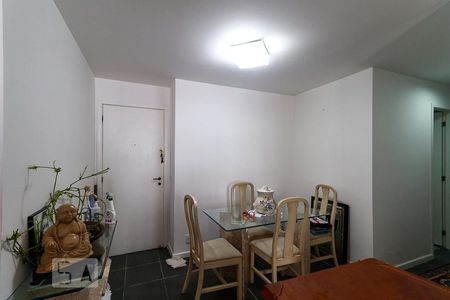 Sala de apartamento à venda com 1 quarto, 72m² em Barra da Tijuca, Rio de Janeiro