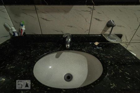 Casa à venda com 167m², 3 quartos e 3 vagas Casa à venda com 167m², 3 quartos e 3 vagasBanheiro