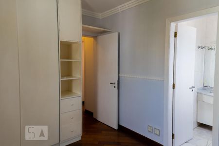 Apartamento à venda com 241m², 3 quartos e 3 vagasSuite 3