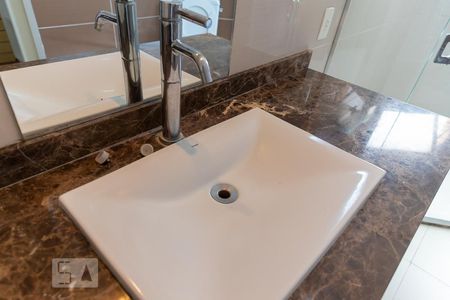 Apartamento à venda com 241m², 3 quartos e 3 vagasBanheiro da suite 1