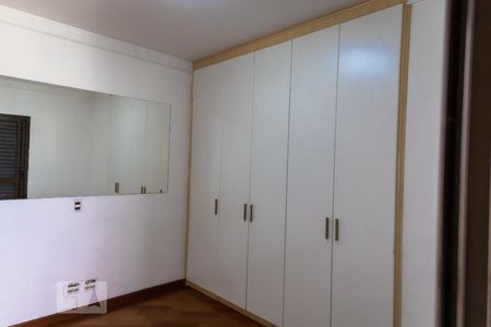 Apartamento à venda com 241m², 3 quartos e 3 vagasSuite 2