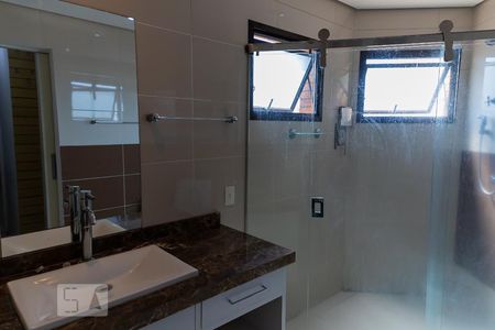 Banheiro da suite 1 de apartamento à venda com 3 quartos, 241m² em Vila Mascote, São Paulo