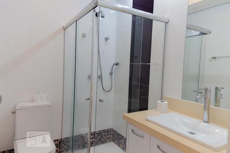 Apartamento à venda com 241m², 3 quartos e 3 vagasBanheiro da suite 2