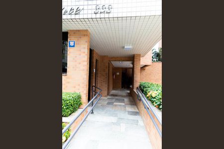 Apartamento à venda com 241m², 3 quartos e 3 vagasFachada