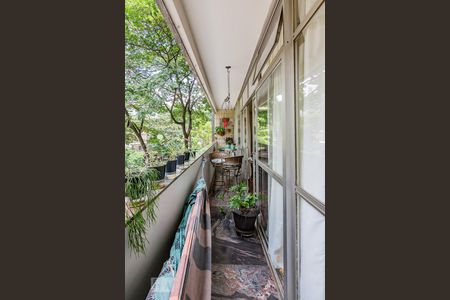 Varanda Salas de apartamento à venda com 4 quartos, 280m² em Funcionários, Belo Horizonte
