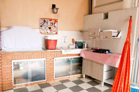 Casa para alugar com 100m², 2 quartos e 2 vagas Casa para alugar com 100m², 2 quartos e 2 vagasChurrasqueira