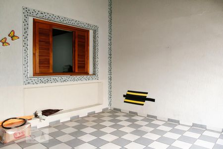 Casa para alugar com 100m², 2 quartos e 2 vagas Casa para alugar com 100m², 2 quartos e 2 vagasGaragem