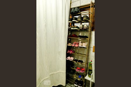 Casa para alugar com 100m², 2 quartos e 2 vagas Casa para alugar com 100m², 2 quartos e 2 vagasDispensa