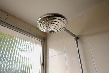 Apartamento para alugar com 74m², 3 quartos e 1 vagaBanheiro Social - Chuveiro