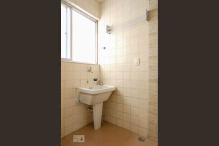 Apartamento para alugar com 74m², 3 quartos e 1 vagaÁrea de Serviço
