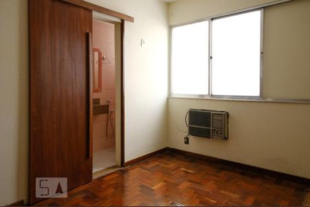 Apartamento para alugar com 74m², 3 quartos e 1 vagaSuíte