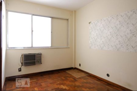 Apartamento para alugar com 74m², 3 quartos e 1 vagaSuíte