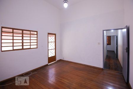 Sala de casa à venda com 6 quartos, 270m² em Lapa de Baixo, São Paulo