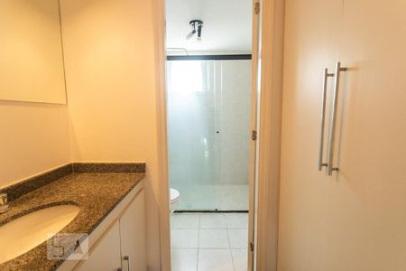 Apartamento para alugar com 61m², 1 quarto e 1 vaga Apartamento para alugar com 61m², 1 quarto e 1 vagaBanheiro