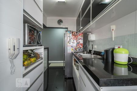 Apartamento à venda com 150m², 3 quartos e 2 vagasCozinha