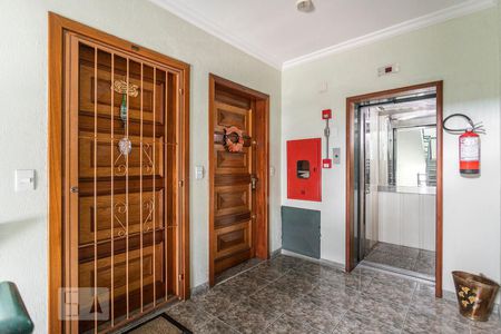 Apartamento à venda com 92m², 2 quartos e 1 vagaCorredor